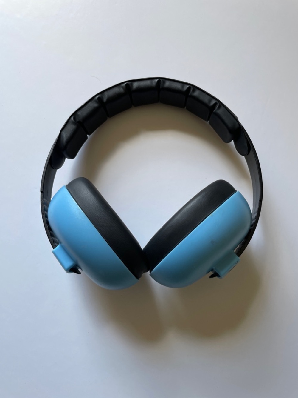 Baby Banz hearing protection headphones Light Blue